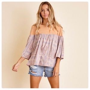 🌷NEW Boho Style Contrast Top With 3/4” Sleeves🌷
